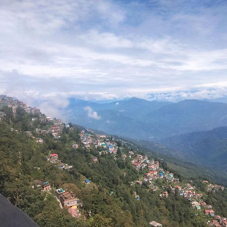 Sunrise Homestay Dardzsiling Kültér fotó